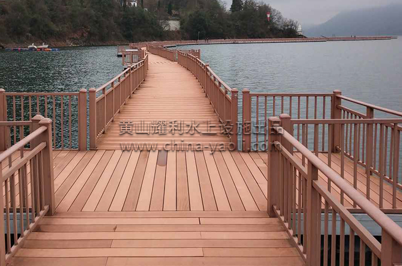 黄山太平湖木栈道维修改造04.jpg
